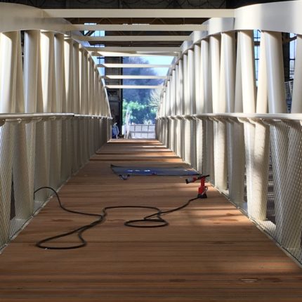 Passerelle en construction dans nos ateliers